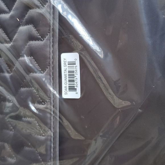 Lug  box loaded omg  HOST PICK limited edition have two kept one gorgeous box - Picture 6 of 16